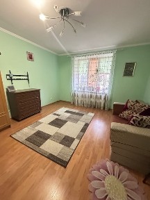 3 кім на Чайковського у 2-ох рівнях