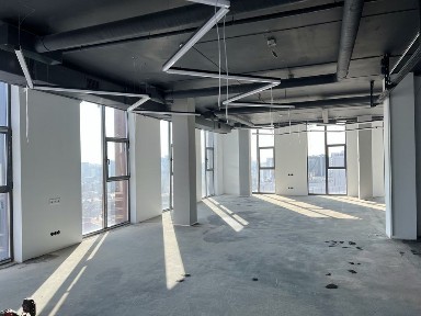 Оренда Офісів 1 650 (м) в Новому БЦ на УПА від Власника