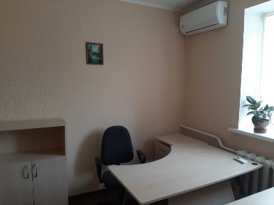 Оболонь м. Г. Дніпра Офісне приміщення 136 кв. м. 8 кабінетів Орендарі