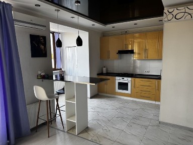 Сдам квартиру-студию в киевском районе