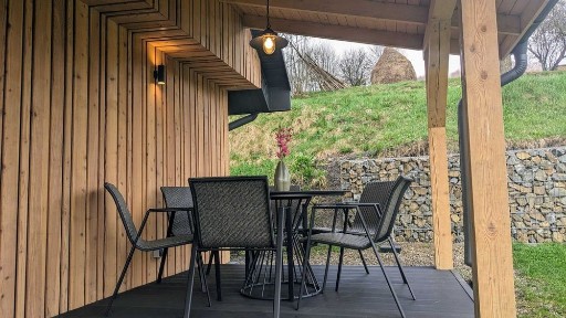 Енергонезалежний будинок для родини у горах