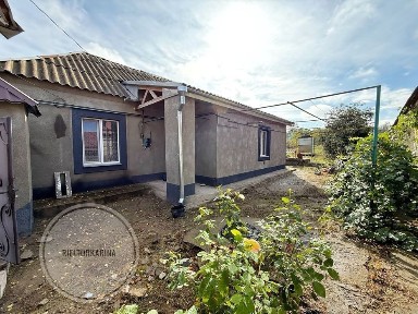 Торгова вул/Корабельний р-н. Продаж 3к будинку і 6 соток землі