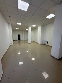 Оренда комерційного приміщення 64 м2 біля Будинку Торгівлі