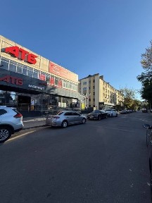 Пряма пропозиція! Оренда 66 м2. Фасад. Метро!