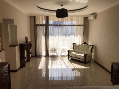 Здам квартиру у Мукачевському провулку, газ, підвід під генератор.