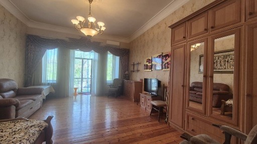 СВОБОДНО Ул Бунина Исторический Центр Города Балкон Книжка