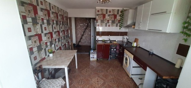 Продам чудову двокімнатну квартиру.