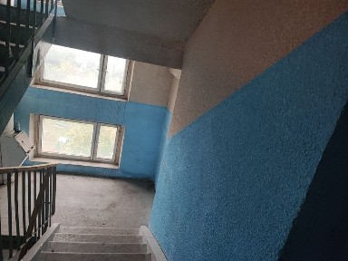 У продажу 1 кв. пр. Аерокосмічний.