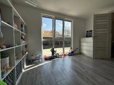 Аренда дома 77 м², 118-я Садовая ул.