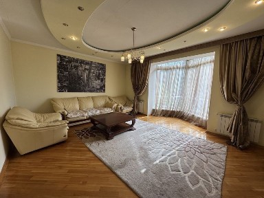 Оренда квартири | біля парку Культури | 3 кімнати