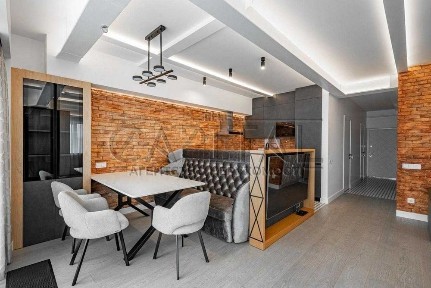 Оренда / Квартира / 73 м2 / Подільський район / вул. Нижній Вал, 27/29