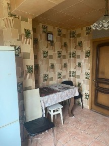 Оренда 1-кім по вул. Космічна, буд. 6