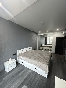 Одеса, Приморський, вулиця Каманіна 16