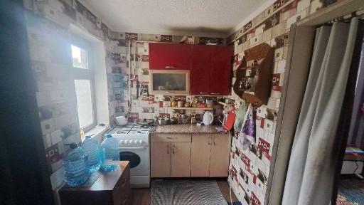 Продам будинок по вул. Нахімова (15 школа)