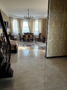 Пропонується в оренду будинок з виходом на воду