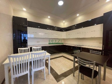 Оренда елітної квартири 180 м2 центр, Ірининська 5/24