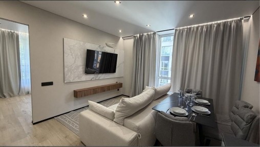 Продаж/Квартира, Київ, Голосіївський район, вул. Столичне шосе, 1