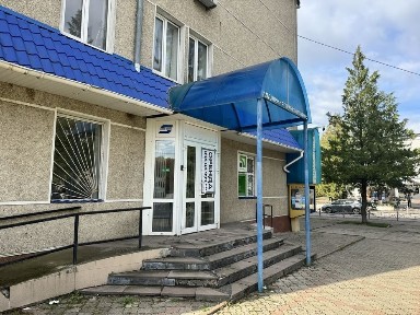 Здам в оренду фасадне комерційне нежитлове приміщення 1 поверх центр