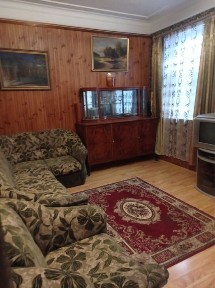 Здам частину будинку на Грушевського