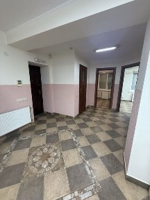 Продається двоярусна 5 кімнатна квартира р-н Росвигово