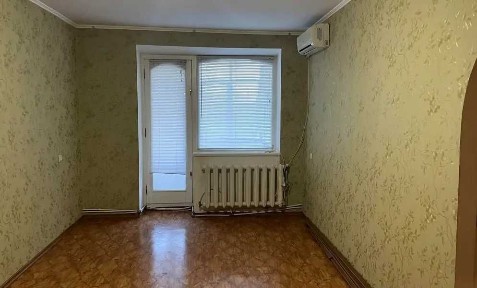 Терміново продається квартира в селищі Петрове Кіровоградської області