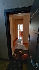 Продам 2-кімнатну суху теплу квартиру в хорошому місті.