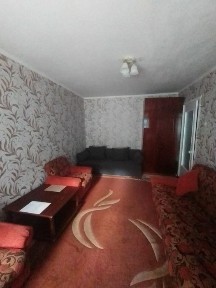 ВЛАСНИК. Здається 1 кім. кв. по вул. Пролетарській р-н Саги.