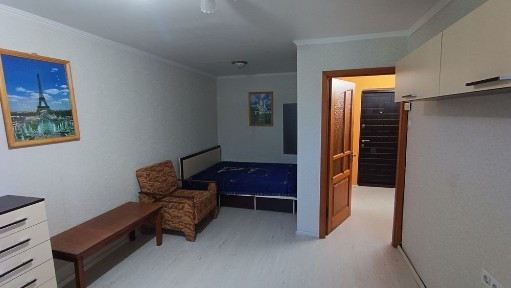 Здам подобово, потижнево, помісячно 1 кімнатну квартиру на 1 поверсі