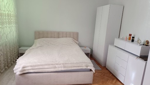 Оренда будинку в центрі