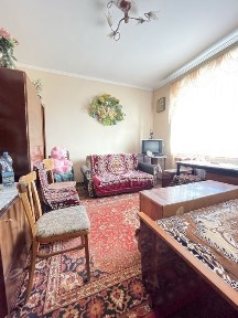 1 кім. Поруч Кемпінгу