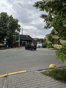 ‼️Поділ‼️3 кімнатна на гарному поверсі під ремонт. Вигідна ціна