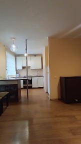 Снимите двухкомнатную квартиру с ремонтом