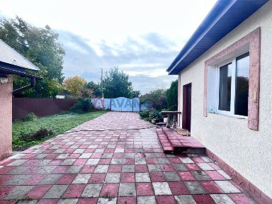 Продається будинок в центрі с. Свидівок (Є-відновлення)