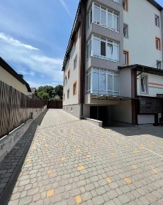 Продам 3 кімнату квартиру