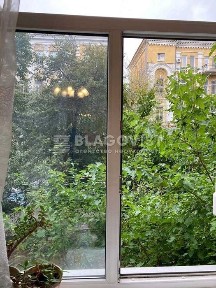 2-к Тарасівська, 3, Голосіївський центр Ботанічний сад