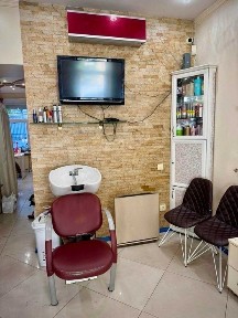 Пропозиція оренда фасадного приміщення салон краси на вул. Антоновича