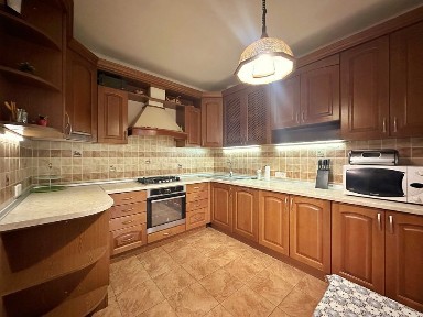 Оренда окремостоячого 2-поверхового будинку в смт. РУДНО вул. Шевченка