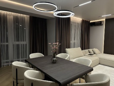 Продаж Розкішної 3-кімнатної квартири На Щасливому!