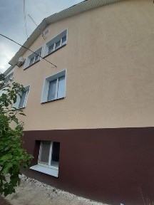 Великий будинок 320 м2 для великої родини в центрі міста Балаклія.