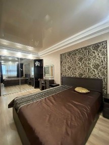 Оренда 3 кімнатної квартири студії, Бородинській мкрн (111-905-880)