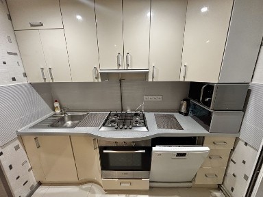 2 кімн. на 2 поврсі, 54м2, вул. Шатила/А. Корольва, ДЕНДРОПАРК