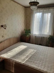 Оренда двокімнатної квартири біля метро Дарниця.