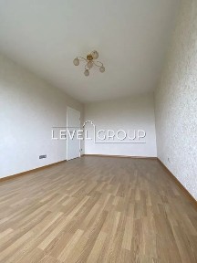 Продам 2к квартиру 66м² на Максимовича, 9В. Новий ремонт