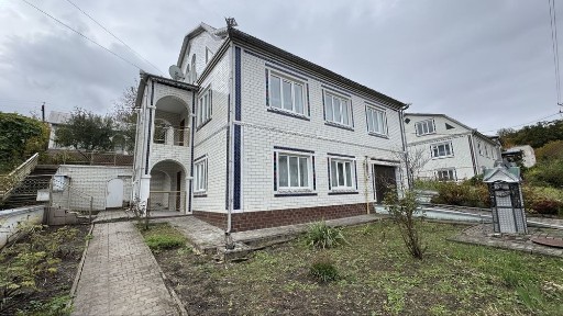 Продам будинок в м. Городок Хмельницькоі обл.