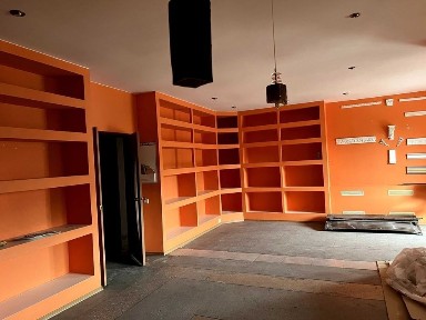 Продам комерційне приміщення в Острозі