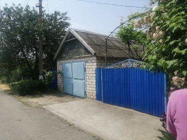 БУДИНОК у чудовому стані С. Придніпровське (Нікополь) )