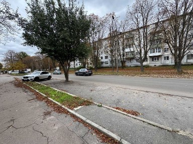 Приміщення під магазин в спальнику, вул. Мазепи