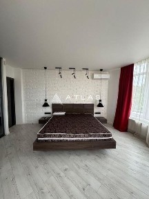 Оренда 2к квартири вул Червоної Калини