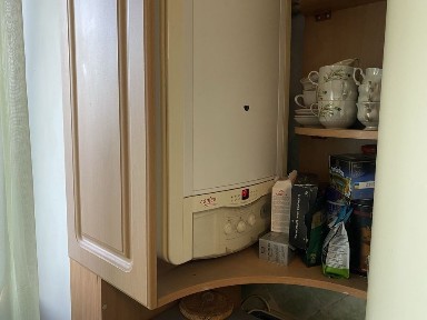 Продаж 3к квартири з автономкою