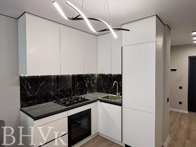 1-кімнатна квартира з дизайнерським ремонтом